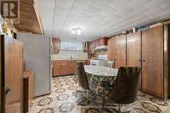 221 ELGIN MILLS ROAD W | Richmond Hill Ontario | Slide Image Nineteen