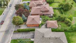 221 ELGIN MILLS ROAD W | Richmond Hill Ontario | Slide Image Thirty