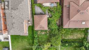 221 ELGIN MILLS ROAD W | Richmond Hill Ontario | Slide Image Thirty-six