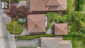 221 ELGIN MILLS ROAD W | Richmond Hill Ontario | Slide Image Thirty-seven