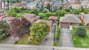 221 ELGIN MILLS ROAD W | Richmond Hill Ontario | Slide Image Forty