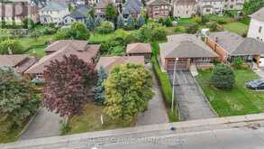 221 ELGIN MILLS ROAD W | Richmond Hill Ontario | Slide Image Forty-two