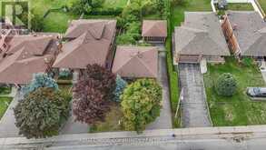 221 ELGIN MILLS ROAD W | Richmond Hill Ontario | Slide Image Forty-five