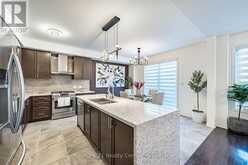 355 ROYAL WEST DRIVE W | Brampton Ontario | Slide Image Twelve