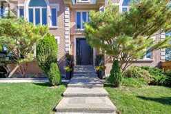 123 HIDDEN TRAIL AVENUE | Richmond Hill Ontario | Slide Image Two