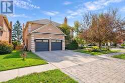 123 HIDDEN TRAIL AVENUE | Richmond Hill Ontario | Slide Image Three