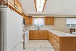 198 WELDRICK ROAD W | Richmond Hill Ontario | Slide Image Eleven