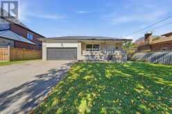 198 WELDRICK ROAD W | Richmond Hill Ontario | Slide Image Three