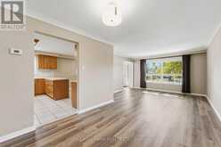 198 WELDRICK ROAD W | Richmond Hill Ontario | Slide Image Nine