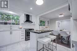 440 SUNSET DRIVE | Oakville Ontario | Slide Image Twelve