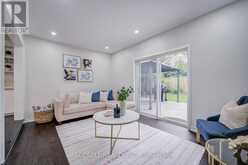 440 SUNSET DRIVE | Oakville Ontario | Slide Image Sixteen