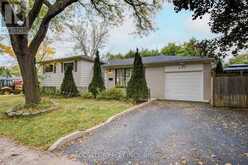 440 SUNSET DRIVE | Oakville Ontario | Slide Image One