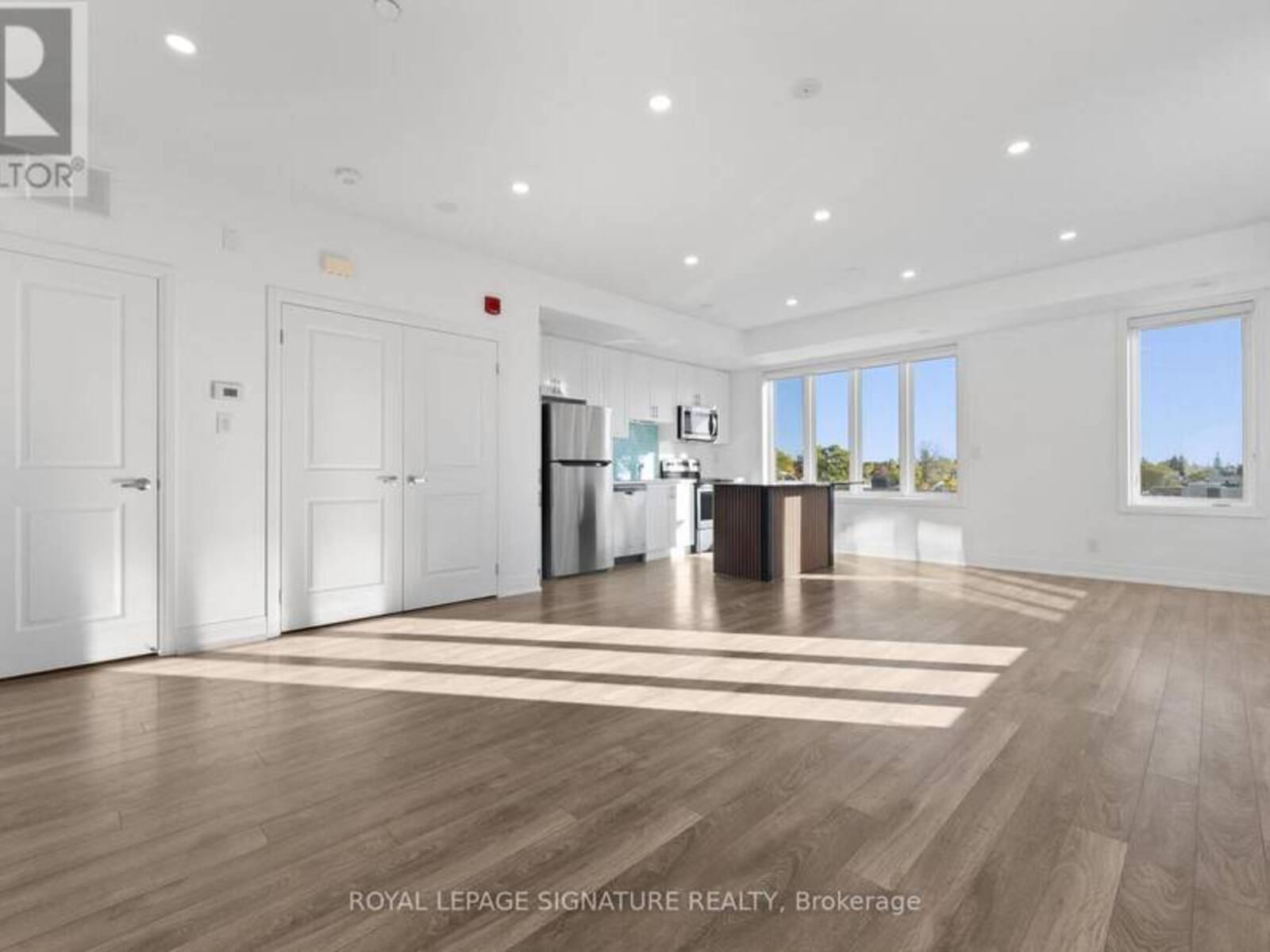 19 - 100 LONG BRANCH AVENUE, Toronto, Ontario M8W 0C1