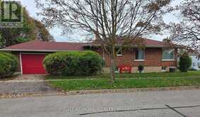 462 MADISON AVENUE | Oshawa Ontario | Slide Image Three