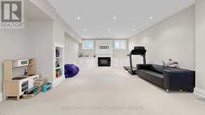 108 YORKMINSTER ROAD | Toronto Ontario | Slide Image Thirty-eight