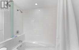 524 - 637 LAKESHORE BOULEVARD W | Toronto Ontario | Slide Image Nineteen