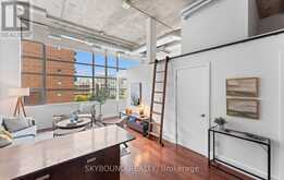 524 - 637 LAKESHORE BOULEVARD W | Toronto Ontario | Slide Image Nine