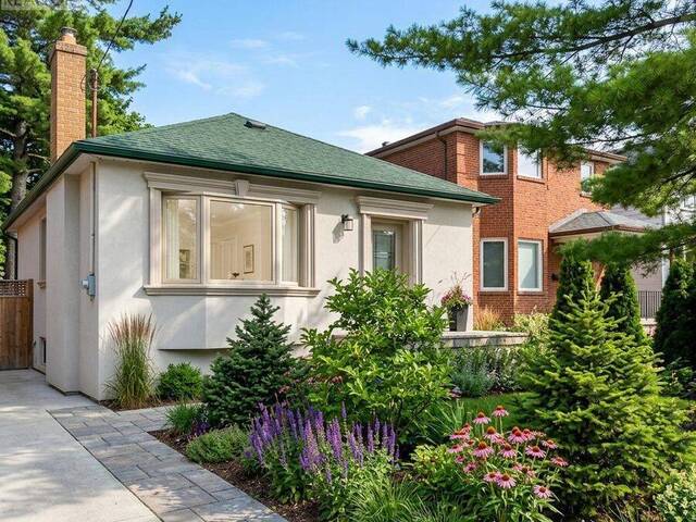 44 CONNAUGHT AVENUE Toronto Ontario, M2M 1G6 - 3 Bedrooms Home For Sale