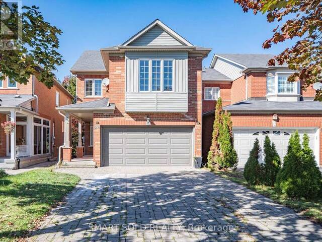 82 BALLYMORE DRIVE Aurora Ontario, L4G 7E6 - 4 Bedrooms Home For Sale