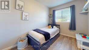 115 FAIRGREEN CLOSE | Cambridge Ontario | Slide Image Eighteen