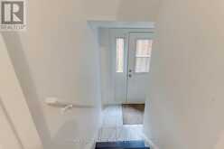 45 SORAUREN AVENUE | Toronto Ontario | Slide Image Thirteen