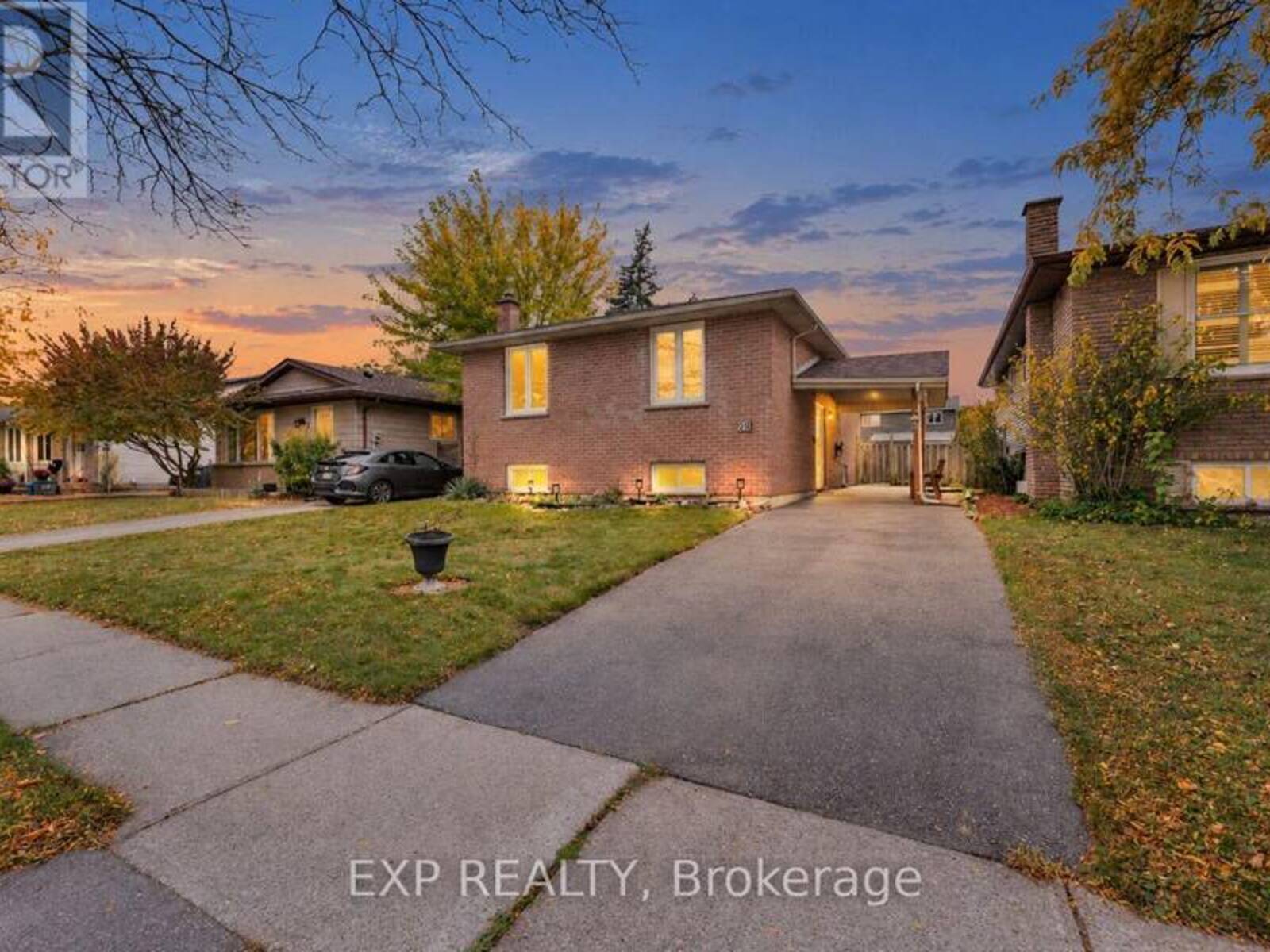 28 SULKY ROAD, Brantford, Ontario N3P 1K2