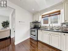 14 CRISPIN CRESCENT | Toronto Ontario | Slide Image Thirteen