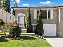 14 CRISPIN CRESCENT | Toronto Ontario | Slide Image Two