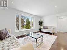 14 CRISPIN CRESCENT | Toronto Ontario | Slide Image Seven