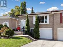 14 CRISPIN CRESCENT | Toronto Ontario | Slide Image Three