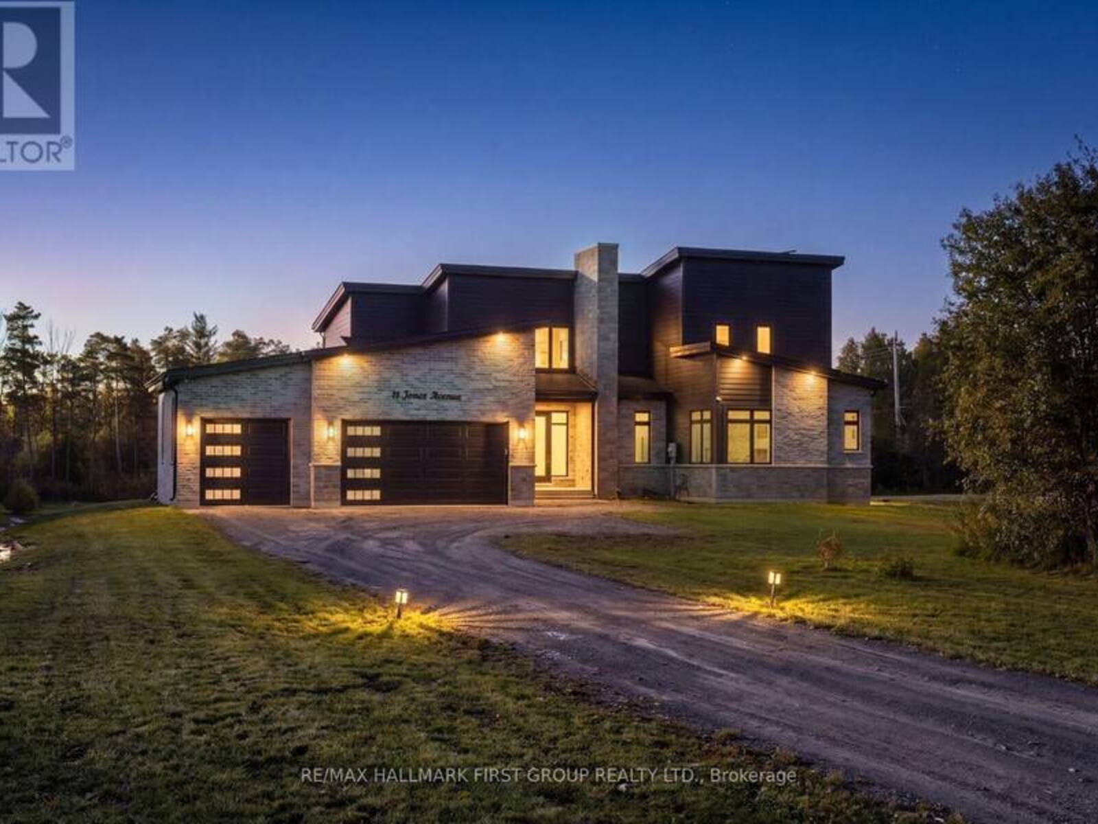 11 JONES AVENUE, Newtonville, Ontario L0A 1J0