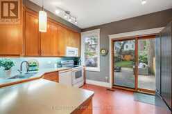 207 WAVERLEY ROAD | Toronto Ontario | Slide Image Fifteen