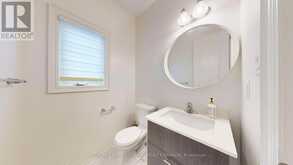 60 SHARONVIEW CRESCENT | East Gwillimbury Ontario | Slide Image Nine