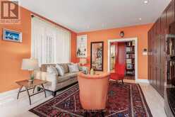 257 PERTH AVENUE | Toronto Ontario | Slide Image Nine