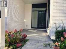 301 - 722 MARLEE AVENUE | Toronto Ontario | Slide Image Sixteen