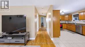 726 SANDISON STREET N | Windsor Ontario | Slide Image Twelve