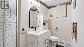 726 SANDISON STREET N | Windsor Ontario | Slide Image Thirty-two
