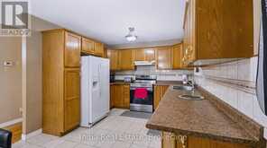 726 SANDISON STREET N | Windsor Ontario | Slide Image Eight