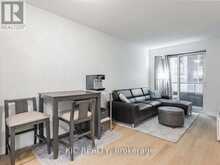1727 - 250 WELLINGTON STREET W | Toronto Ontario | Slide Image Nine