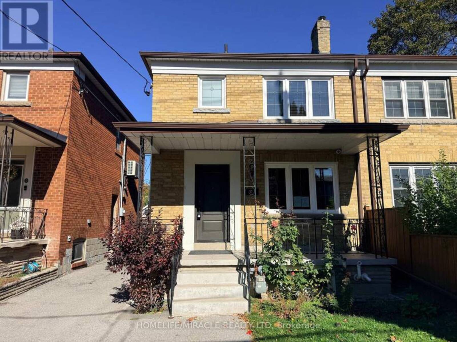 228 BROWNING AVENUE, Toronto, Ontario M4K 1X2
