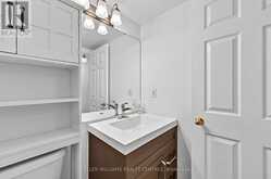 408 - 270 DAVIS DRIVE | Newmarket Ontario | Slide Image Twenty-four