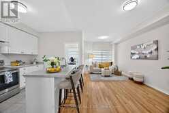 5 DELANO WAY | Newmarket Ontario | Slide Image Thirteen
