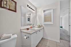 5 DELANO WAY | Newmarket Ontario | Slide Image Thirty-eight