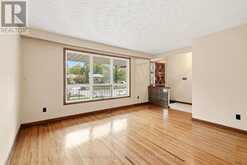 30 VANGUARD DRIVE | Toronto Ontario | Slide Image Eight