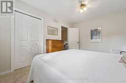 200 ALL SAINTS CRESCENT | Oakville Ontario | Slide Image Thirty-one