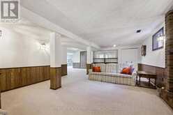 200 ALL SAINTS CRESCENT | Oakville Ontario | Slide Image Thirty-nine