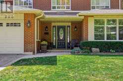 200 ALL SAINTS CRESCENT | Oakville Ontario | Slide Image Three