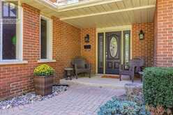 200 ALL SAINTS CRESCENT | Oakville Ontario | Slide Image Five