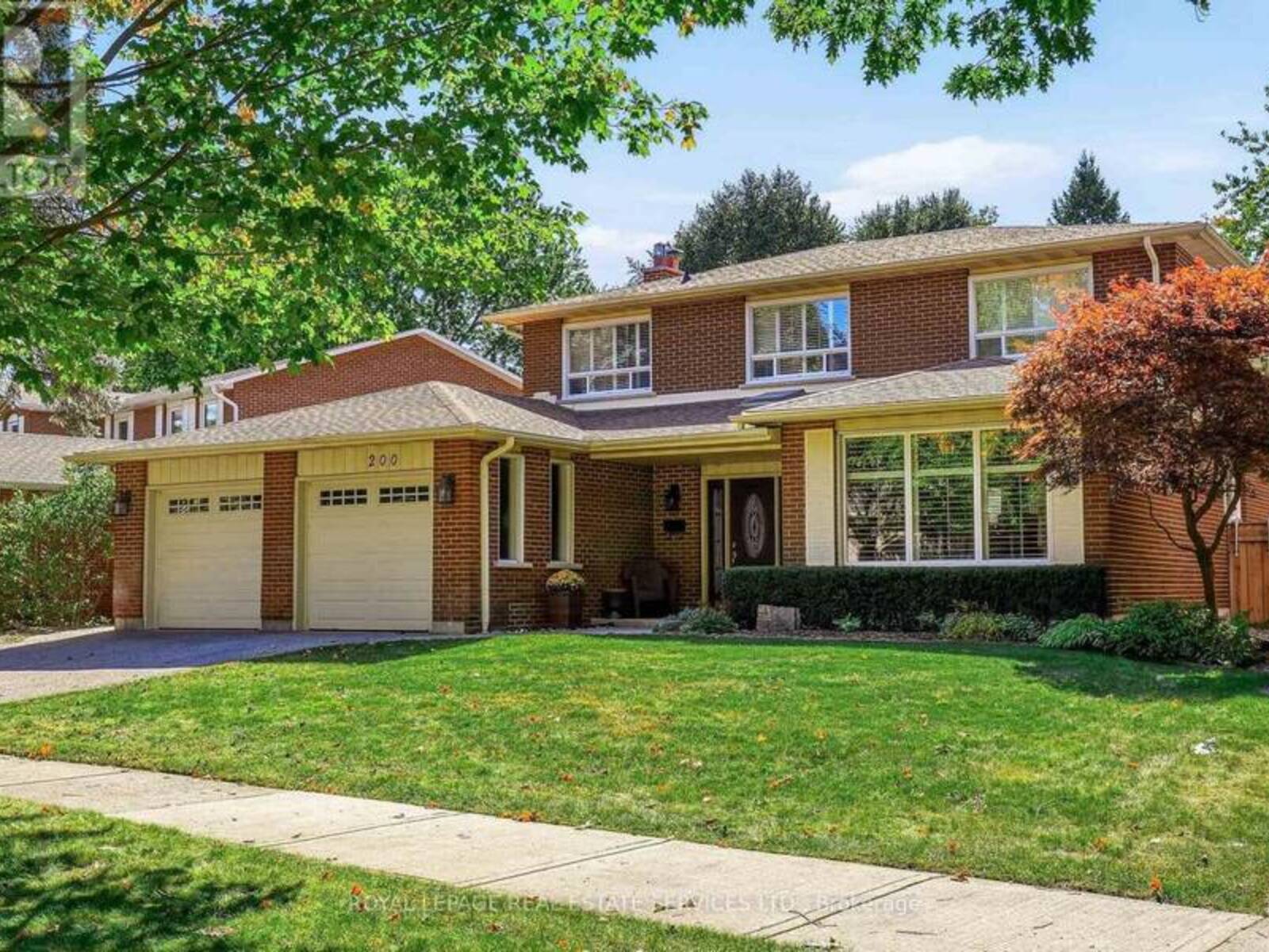 200 ALL SAINTS CRESCENT, Oakville, Ontario L6J 5M9