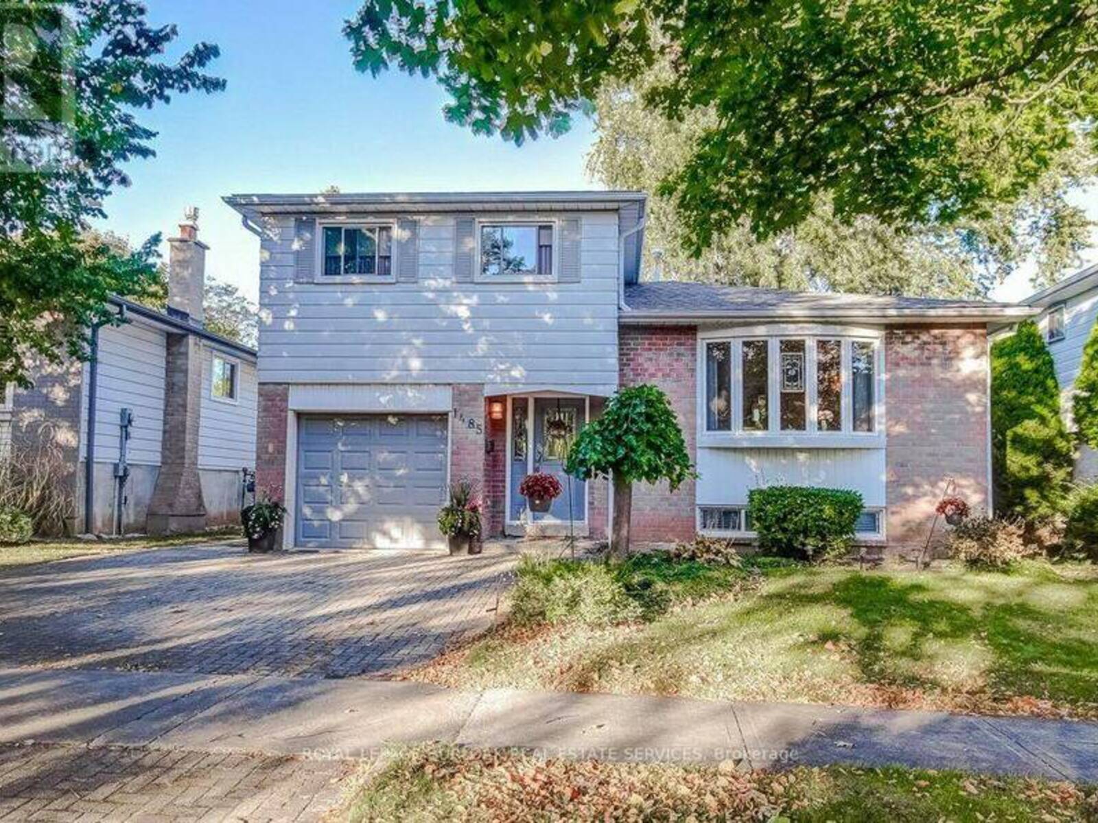 1485 NEWLANDS CRESCENT, Burlington, Ontario L7M 1N8